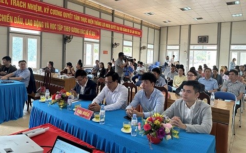 Hỗ trợ các doanh nghiệp, hợp tác xã tỉnh Sơn La phát triển thương mại điện tử