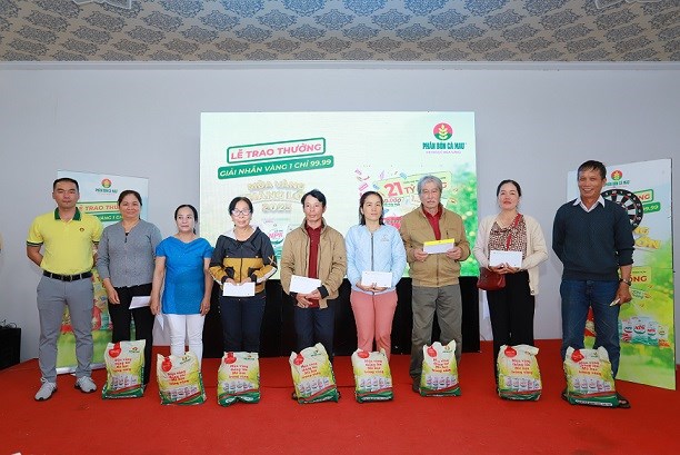 Trao giải mùa vàng thắng lớn 2023: Rước vàng 99.99 cùng NPK Cà Mau