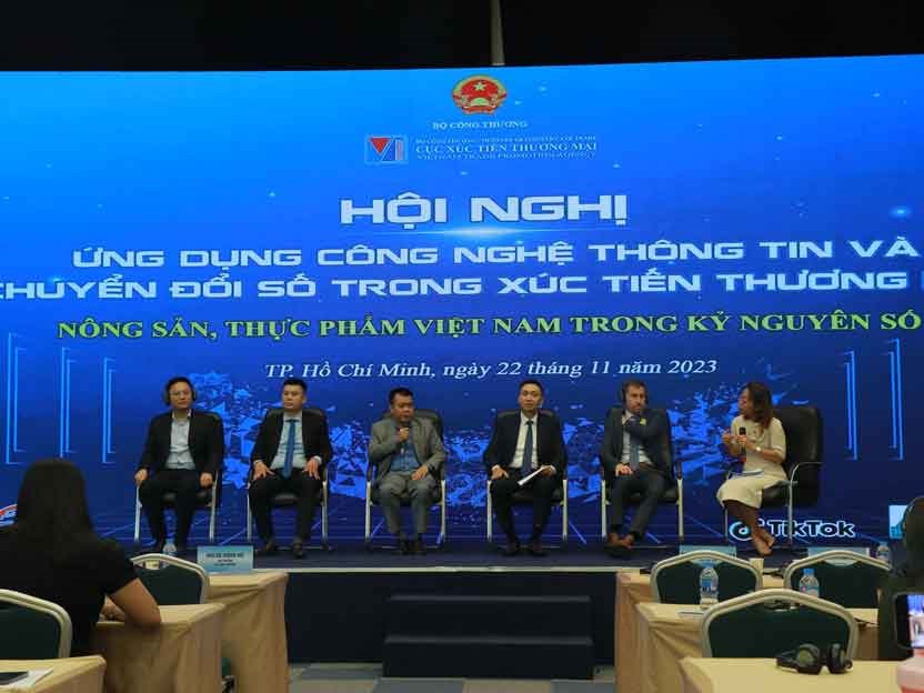 Ứng dụng công nghệ thông tin và chuyển đổi số trong xúc tiến thương mại