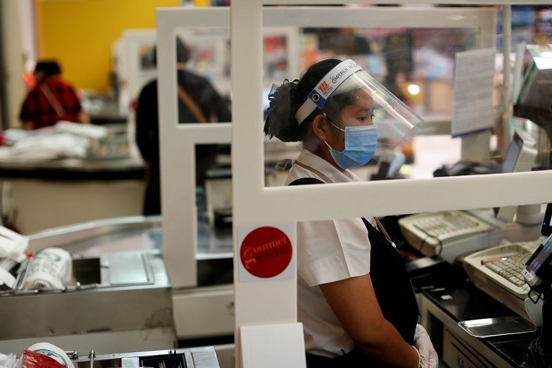 Làn sóng Covid thứ 3 tác động mạnh đến tăng trưởng kinh tế Thái Lan 2021