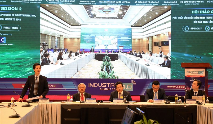 Phát triển sản xuất thông minh trong tiến trình công nghiệp hóa, điện đại hóa