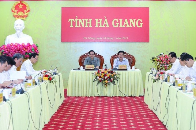 Hà Giang: Tập trung đầu tư xây dựng kết cấu hạ tầng tạo sức bật cho phát triển kinh tế xã hội