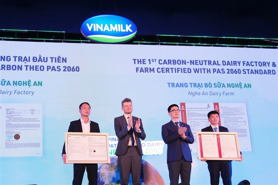 Trang trại “Green Farm”, “Trung hòa Carbon”- Những bước chân đầu tiên của Vinamilk trong lộ trình đến Net Zero