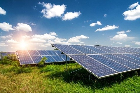Hoa Kỳ rà soát giữa kỳ biện pháp tự vệ với pin năng lượng mặt trời