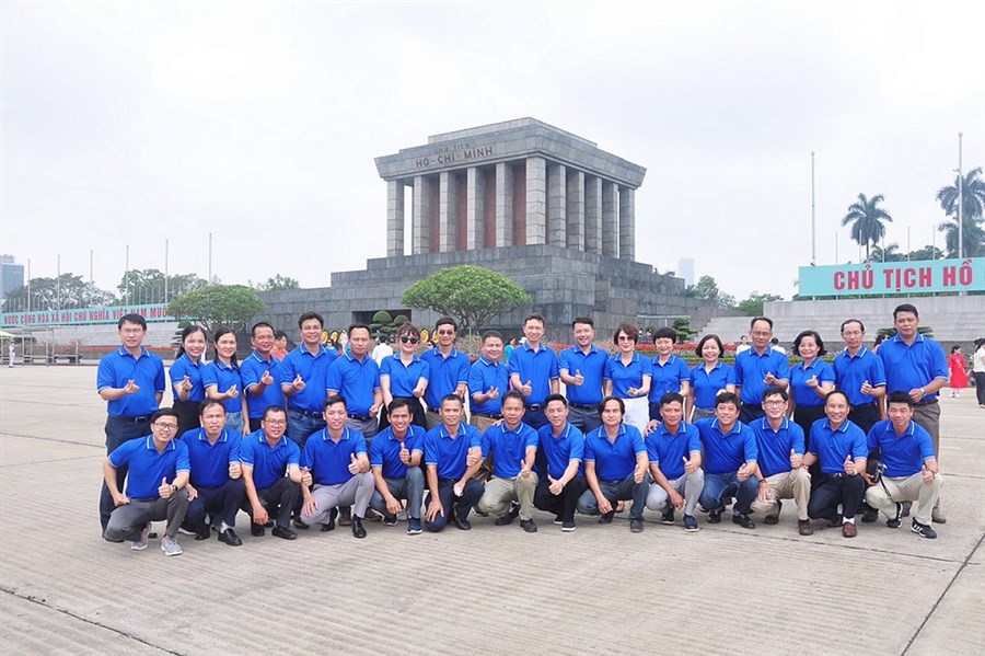 Đảng bộ Công ty Vận chuyển Khí Đông Nam Bộ tổ chức chương trình về nguồn