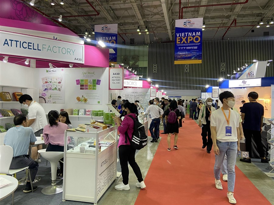Doanh nghiệp đến từ 20 quốc gia vùng lãnh thổ có mặt tại Vietnam Expo
