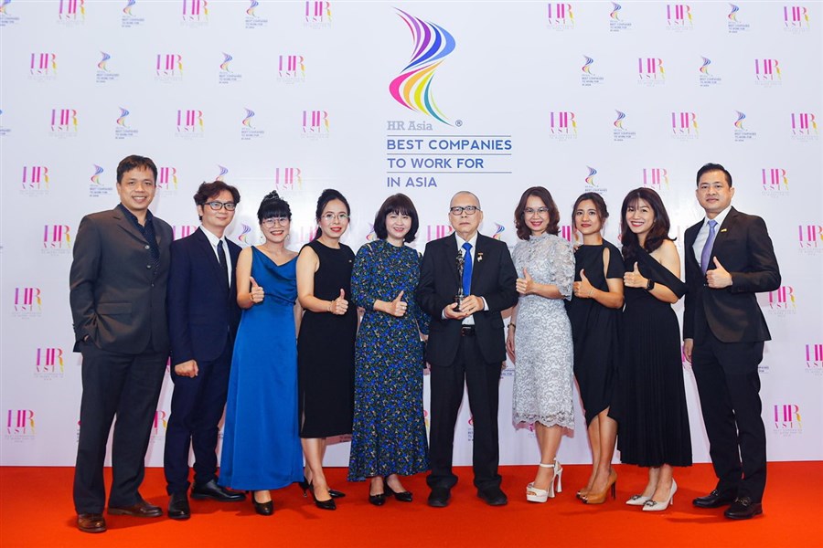 ACB nhận nhiều giải thưởng danh giá uy tín trong khu vực