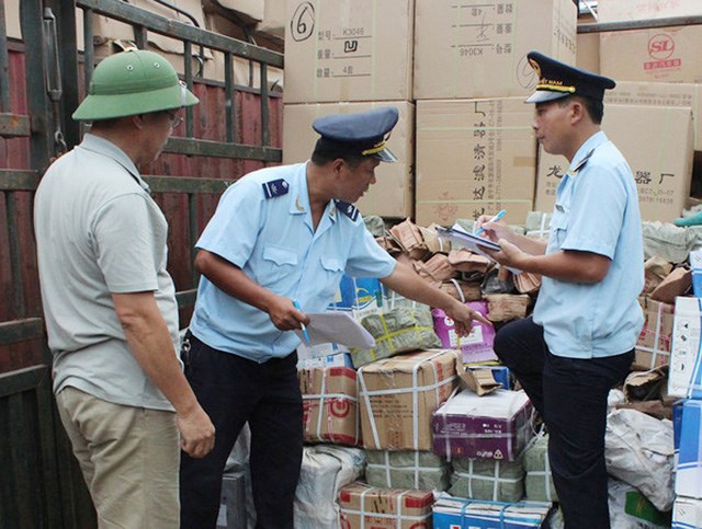 Chủ động kiểm soát, ngăn chặn hành vi buôn lậu, gian lận thương mại