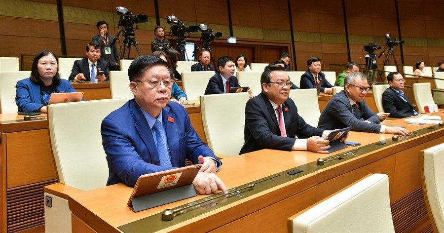 Thông qua Luật Các tổ chức tín dụng (sửa đổi), công khai thông tin của cổ đông sở hữu 1% vốn điều lệ trở lên