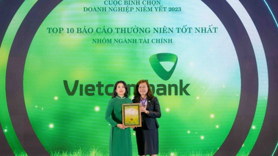 Vietcombank được bình chọn trong top 10 doanh nghiệp niêm yết có Báo cáo thường niên tốt nhất trên thị trường chứng khoán