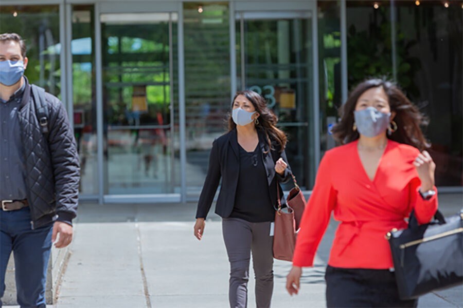 Bảy xu hướng làm việc kết hợp toàn cầu mà mọi lãnh đạo doanh nghiệp cần biết