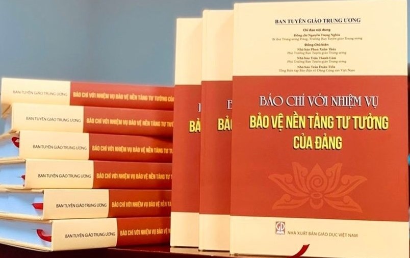 Phát huy vai trò của báo chí trong việc bảo vệ nền tảng tư tưởng của Đảng giai đoạn hiện nay