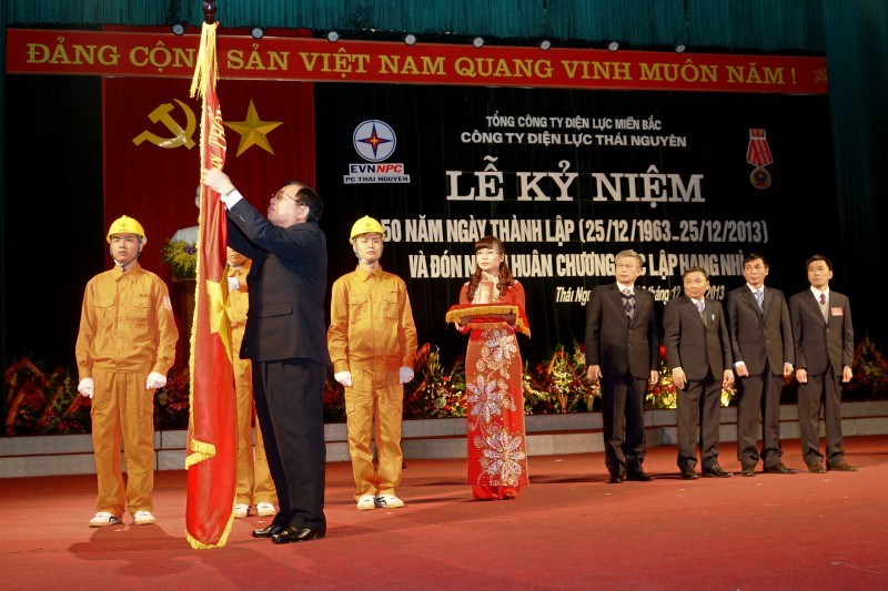 EVN Thái Nguyên: Vẻ vang một chặng đường