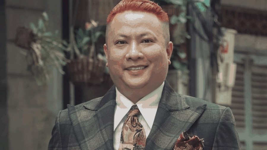 Big Pilot Dadday: Hot Tiktoker gây ấn tượng với vẻ ngoài giống vua Bảo Đại