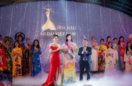 Hoa hậu doanh nhân Đặng Thị Xuân Hương: Hoa hậu áo dài Việt Nam hội tụ vẻ đẹp nhân ái và trí tuệ