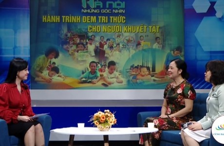 Hành trình đem tri thức cho người khuyết tật