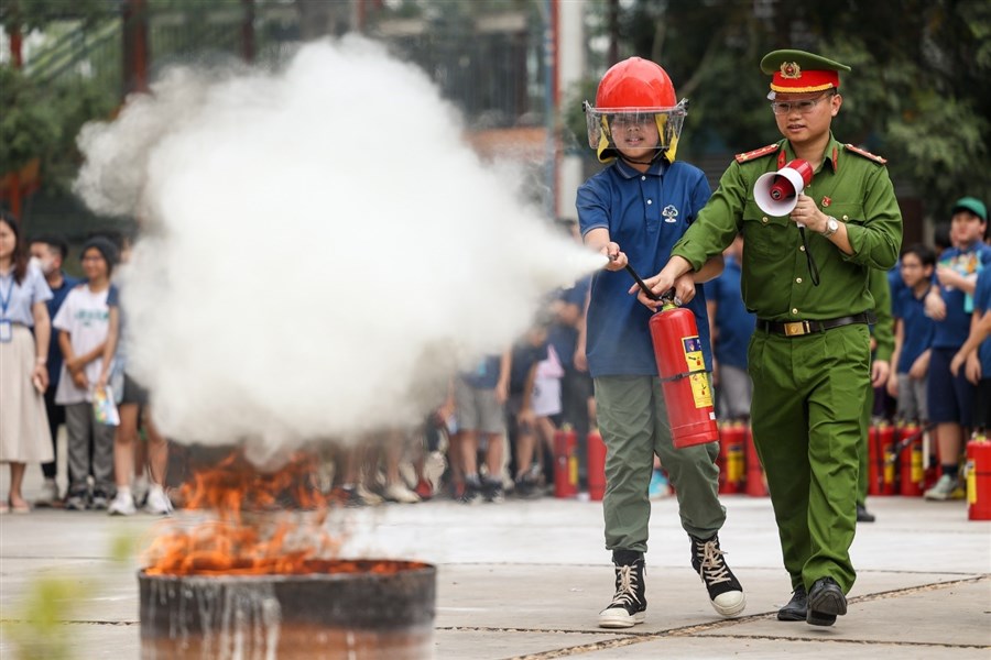 Nâng cao kĩ năng PCCC cho các em nhỏ tại Khu đô thị Ecopark