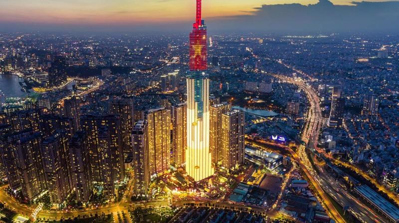 Triển vọng kinh tế Việt Nam 2023: Truyền thông và dự báo