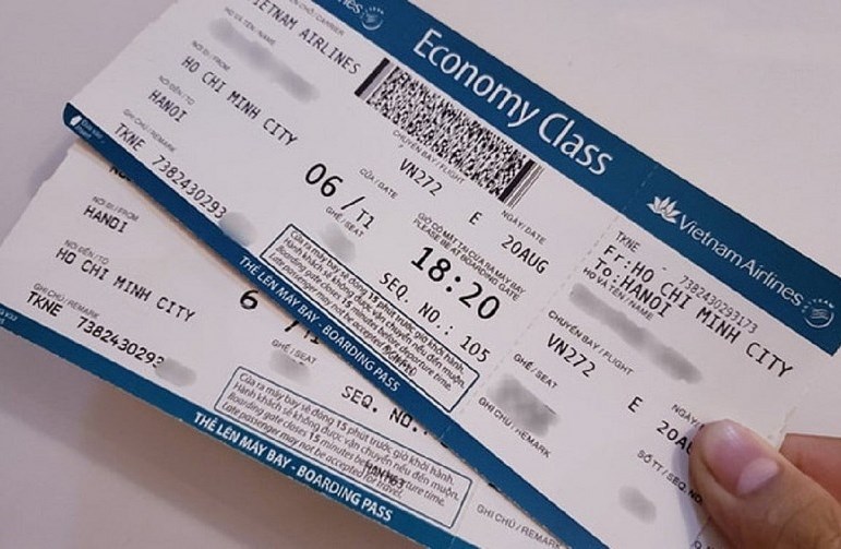 Giá vé máy bay Tết "nóng" từng ngày, liệu có "cháy vé"?