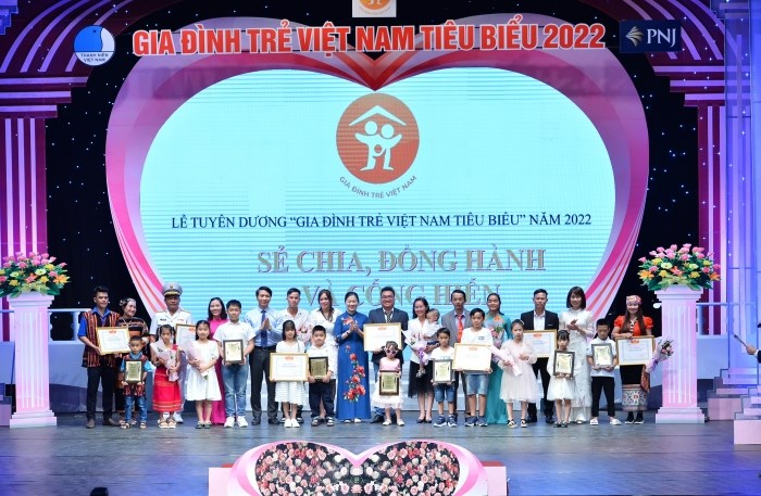 Lễ tuyên dương “Gia đình trẻ Việt Nam tiêu biểu” 2022