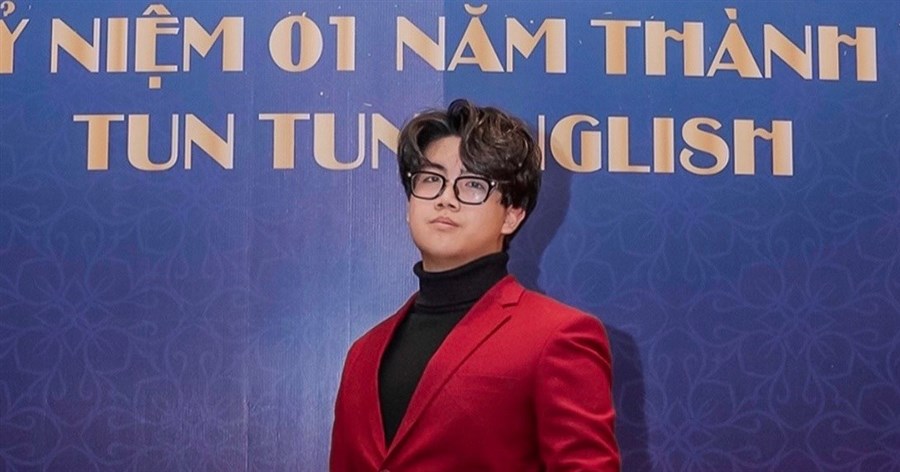 Nam sinh 2k3 khởi nghiệp thành công bằng tư duy truyền cảm hứng