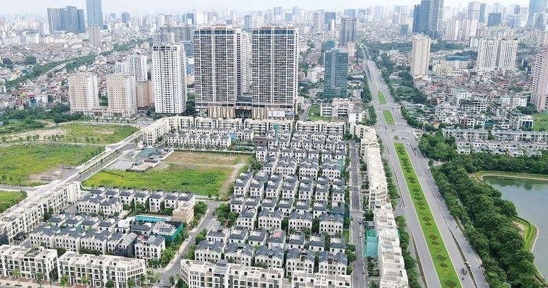 Thủ tướng yêu cầu ngành ngân hàng tháo gỡ khó khăn dòng tiền cho doanh nghiệp bất động sản