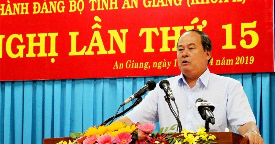 Khởi tố, bắt giam Chủ tịch UBND tỉnh An Giang liên quan đến vụ khai thác cát lậu lớn nhất tỉnh