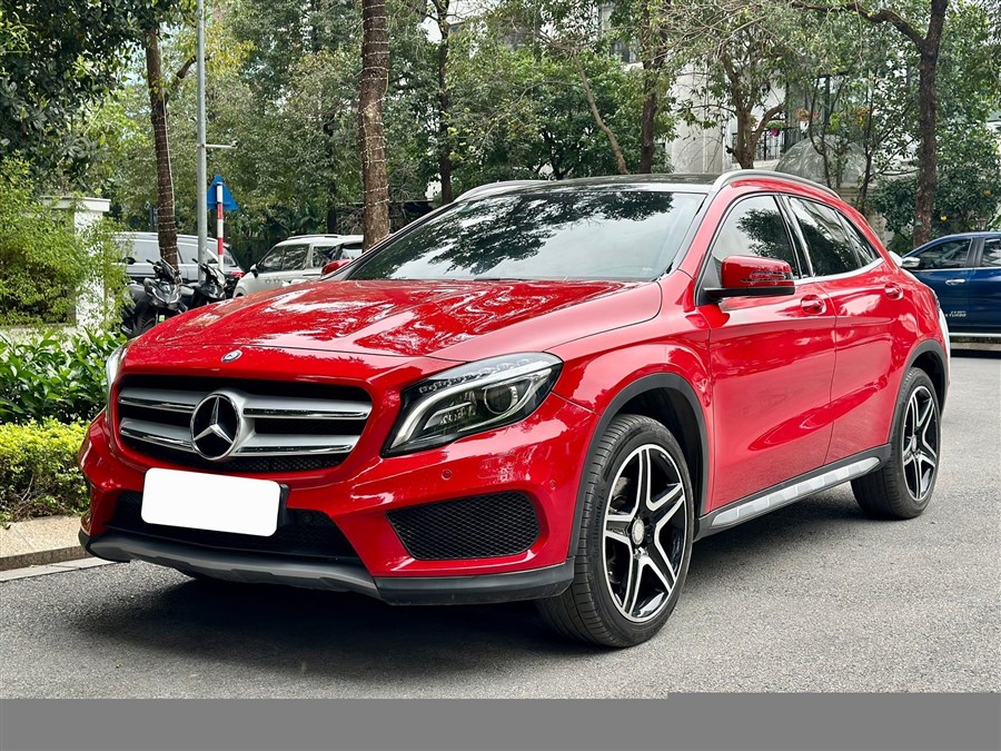 Lăn bánh gần 1 thập kỷ, Mercedes-Benz GLA 250 4Matic cũ rớt giá tới hơn 1 tỷ đồng