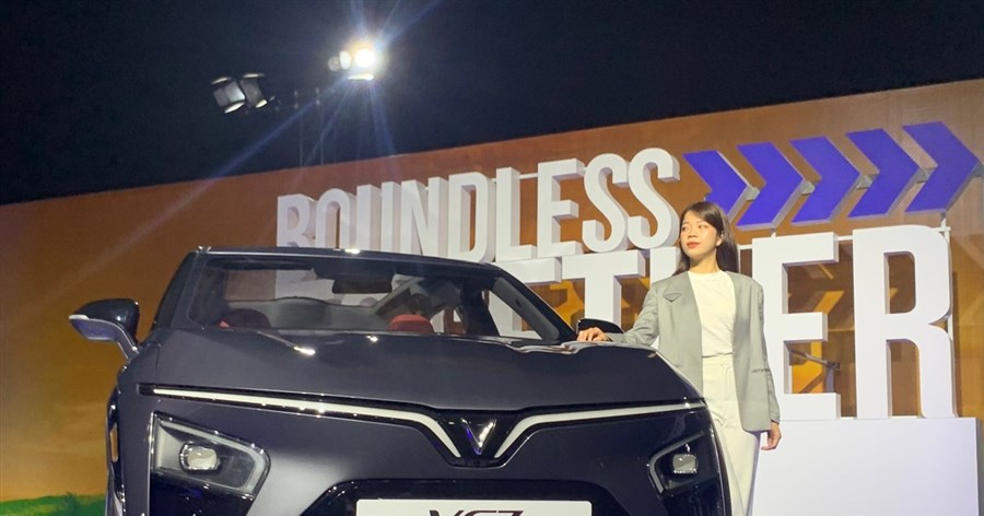 VinFast chốt lịch ra mắt VF 7 tại Việt Nam vào ngày 21/11?