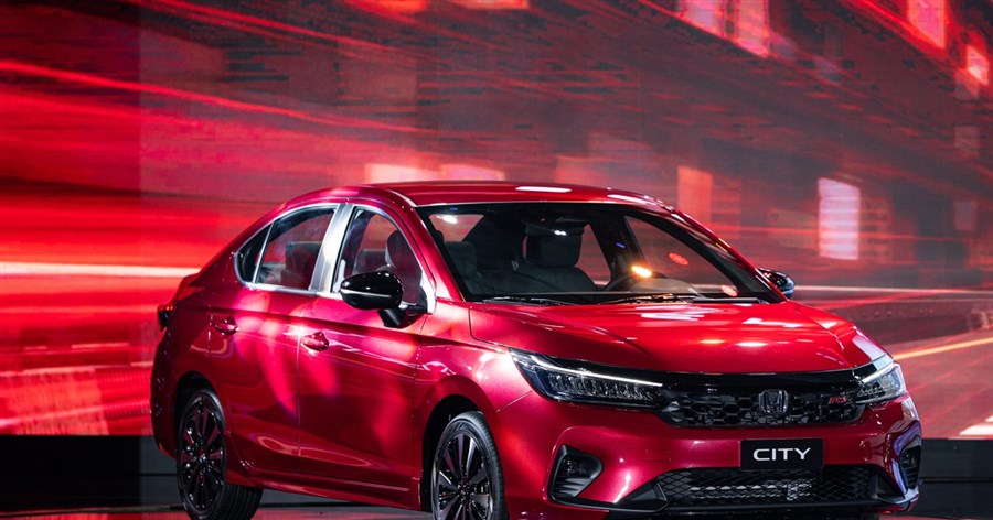 Hết ưu đãi 50% lệ phí trước bạ, các hãng đồng loạt tung “tuyệt chiêu” để hút khách mua ô tô, xe điện Trung Quốc giá rẻ nay còn rẻ hơn