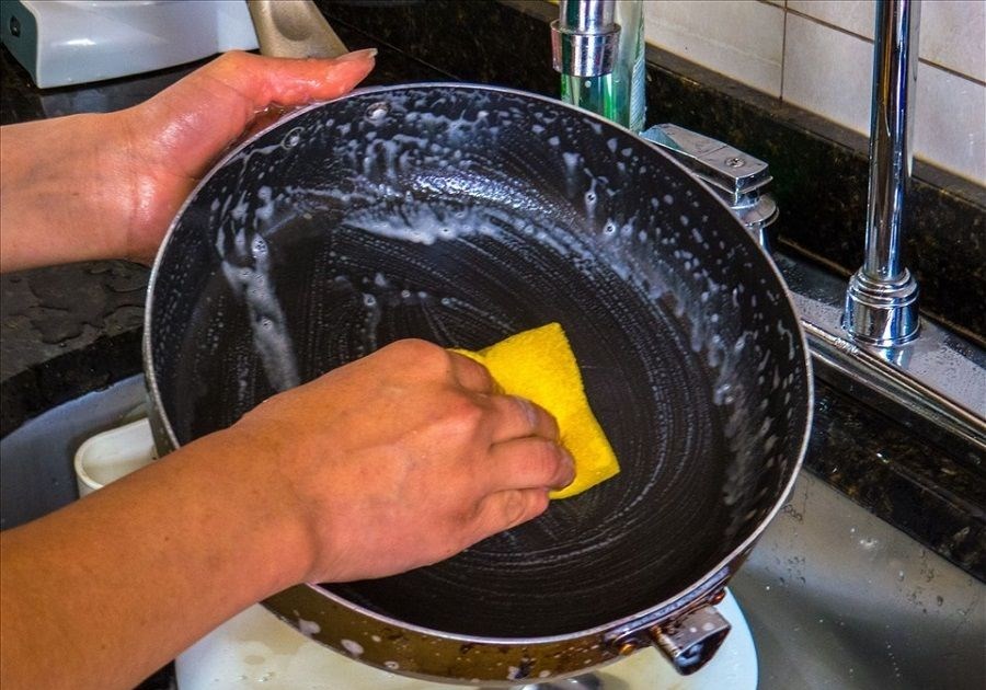 Hóa chất có trong chất chống dính, mỹ phẩm có khả năng gây ung thư