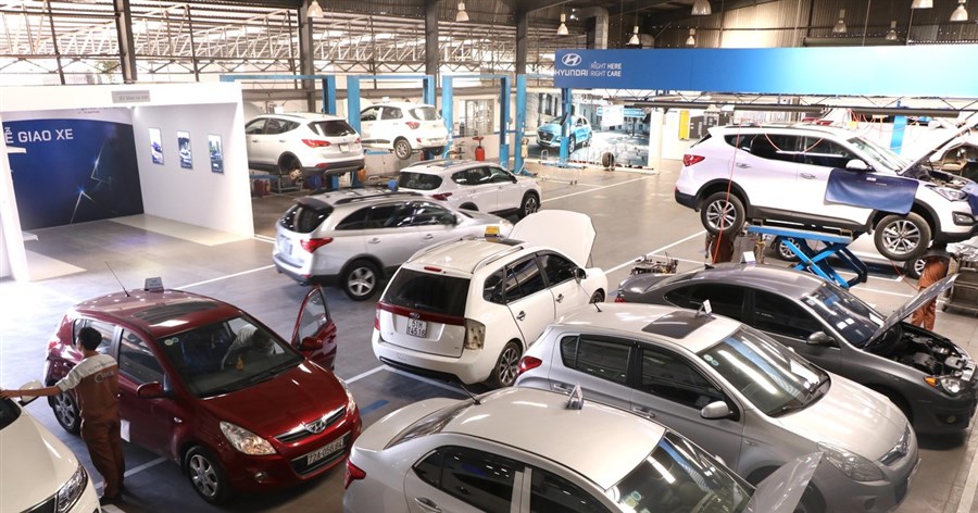 Ồ ạt giảm giá vào tháng cuối được hỗ trợ phí trước bạ, thị trường ô tô Việt có kịp bùng nổ?