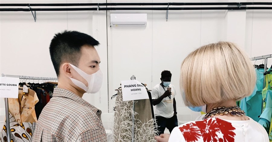 NTK trẻ Phan Đăng Hoàng được Naomi và Anna Wintour khen trước show diễn chính thức tại Milan Fashion Week