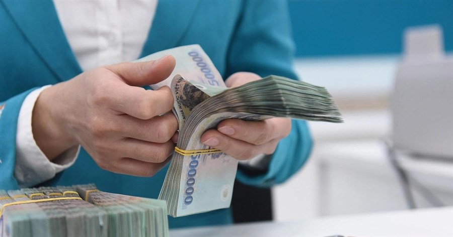 Bất chấp xu hướng giảm, người dân vẫn có cách để hưởng lãi suất huy động trên 8%/năm tại các ngân hàng này