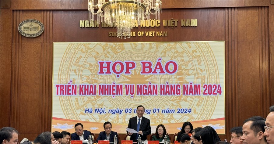 Phó Thống đốc: Năm 2024 sẽ có khoảng 2 triệu tỷ đưa vào nền kinh tế, cố gắng không đặt vấn đề tăng lãi suất