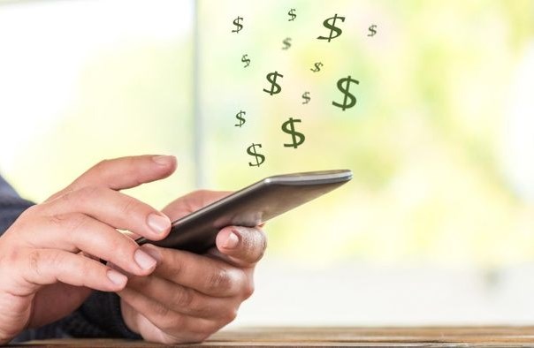 Dịch vụ đổi tiền mới ảm đạm, ế khách dù phí đổi không tăng