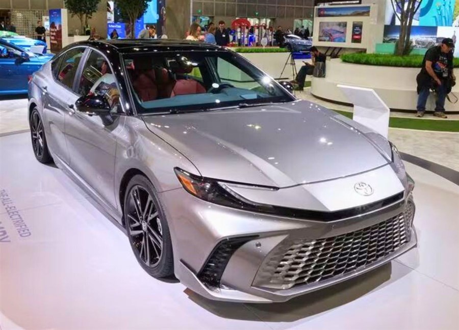 Vượt Volkswagen, Toyota bảo vệ thành công ngôi vương doanh số toàn cầu năm 2023