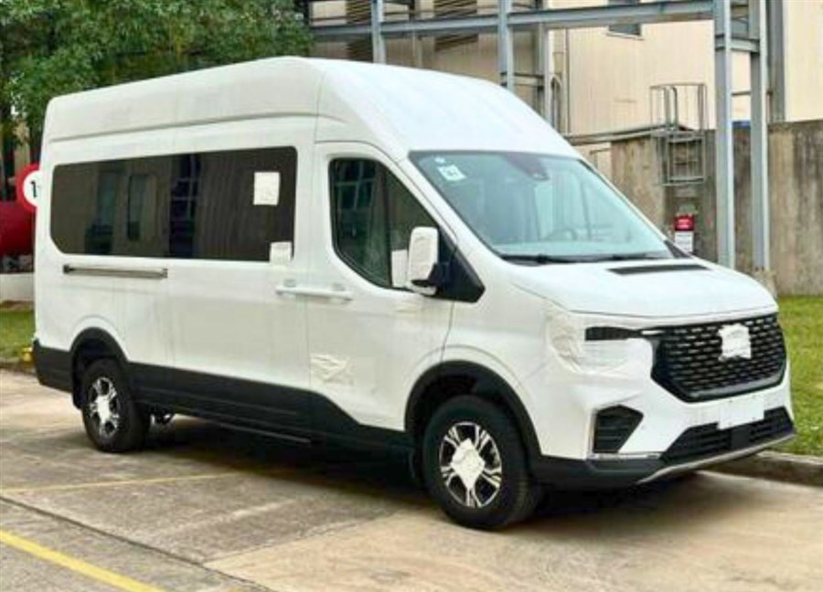 Xe dịch vụ ‘quốc dân’ Ford Transit 2024 cập bến Việt Nam, mở bán trong năm nay?
