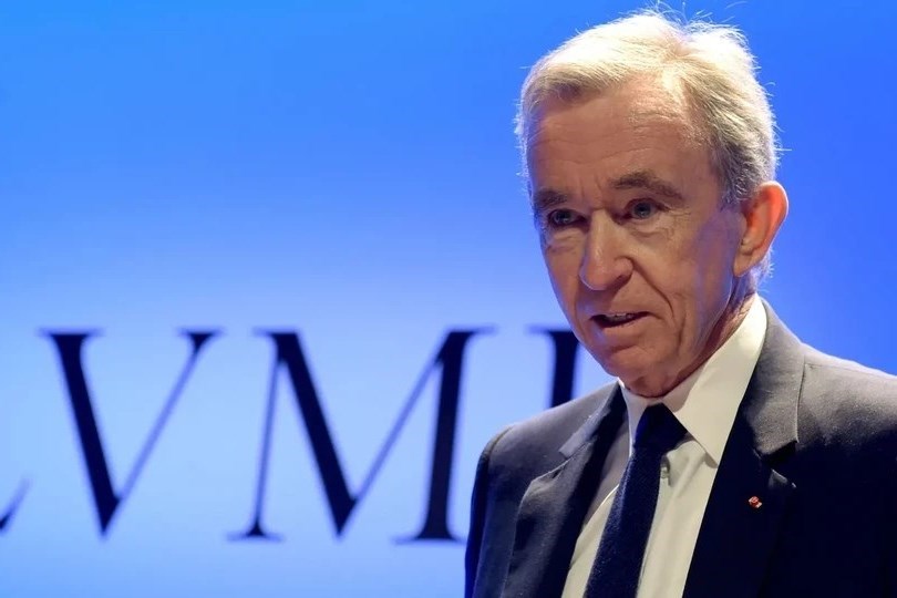 Vượt Elon Musk, ông chủ LVMH Bernard Arnault giành lại ngôi giàu nhất thế giới