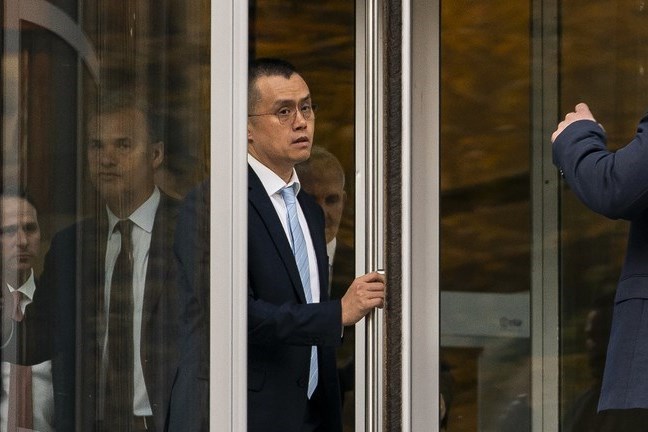 Người sáng lập Binance được lệnh ở lại Mỹ trước khi tuyên án