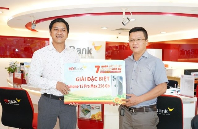 Chỉ 3 triệu đồng có ngay cơ hội sở hữu Iphone 15 trên app HDBank