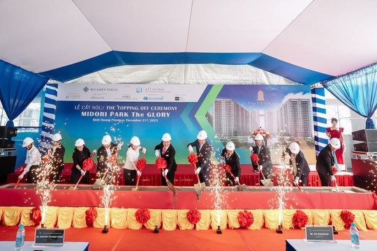 Hòa Bình liên tiếp cất nóc các dự án dịp cuối năm