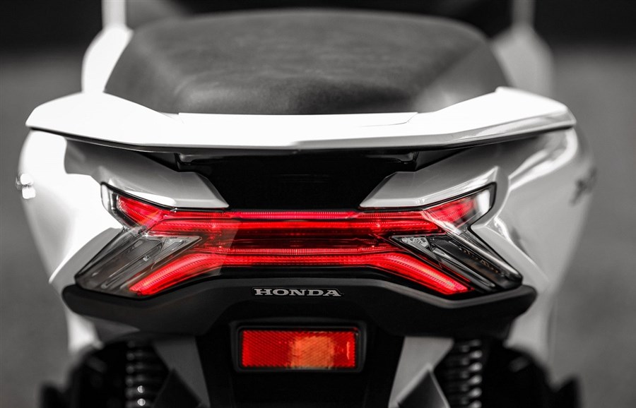 Honda sắp ra mắt xe tay ga ‘bom tấn’ mới tại Việt Nam, ngang cỡ Air Blade, có phanh ABS như SH, giá mềm