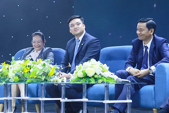 Tham vọng 20 tỷ USD, thách thức chờ CEO kế nghiệp Xây dựng Hòa Bình