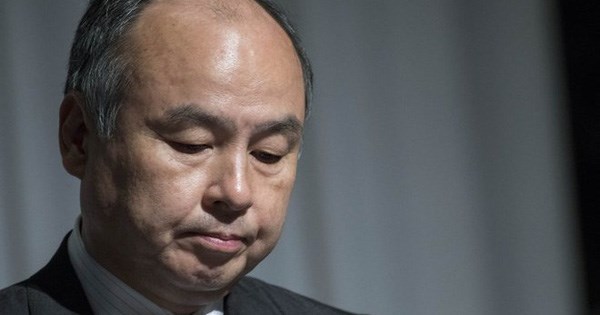 "Cơn bão" tại SoftBank chưa chấm dứt: Lợi nhuận lao dốc, cổ phiếu nắm giữ sụt giảm, nhân sự chủ chốt ra đi hàng loạt