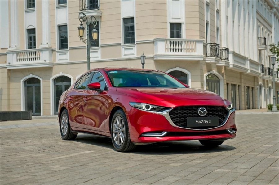 ‘Vua sedan’ Mazda 3 ra mắt phiên bản xịn sò nhất giá 739 triệu đồng, trang bị lấn át Kia K3 và Honda Civic