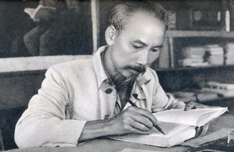 Những thước phim màu quý giá về Chủ tịch Hồ Chí Minh