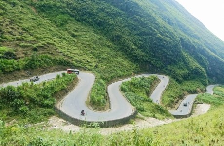 Ngỡ ngàng vẻ đẹp Cao nguyên đá Đồng Văn