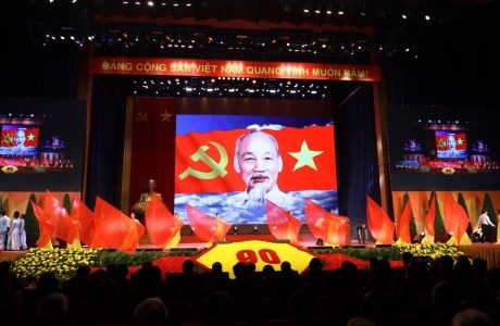 Chùm ảnh: Lễ kỷ niệm cấp quốc gia 90 năm Ngày thành lập Đảng
