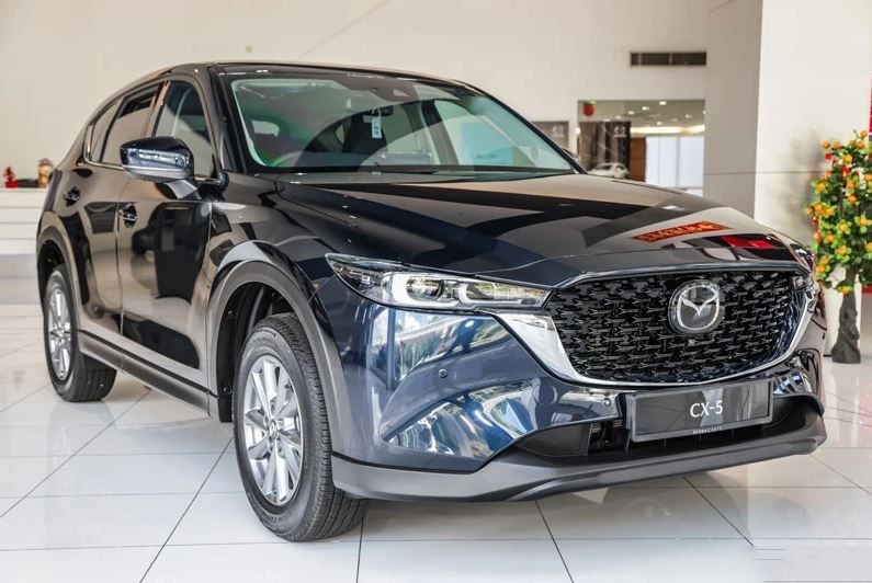 Cận cảnh Mazda CX-5 2024 vừa về đại lý giá 716 triệu đồng: Rẻ nhất phân khúc, đẹp hơn Honda CR-V